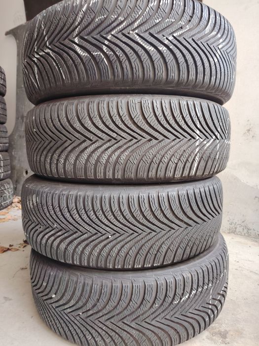 215x65x16 Michelin Alpin impecabile