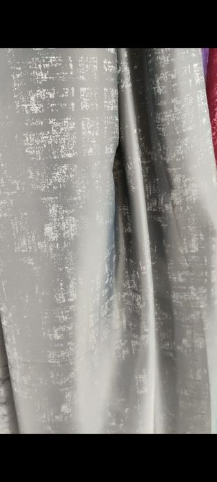 Продам шторы новые