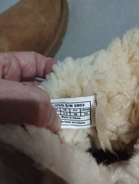 Cizme UGG Bailey Button Chestnut