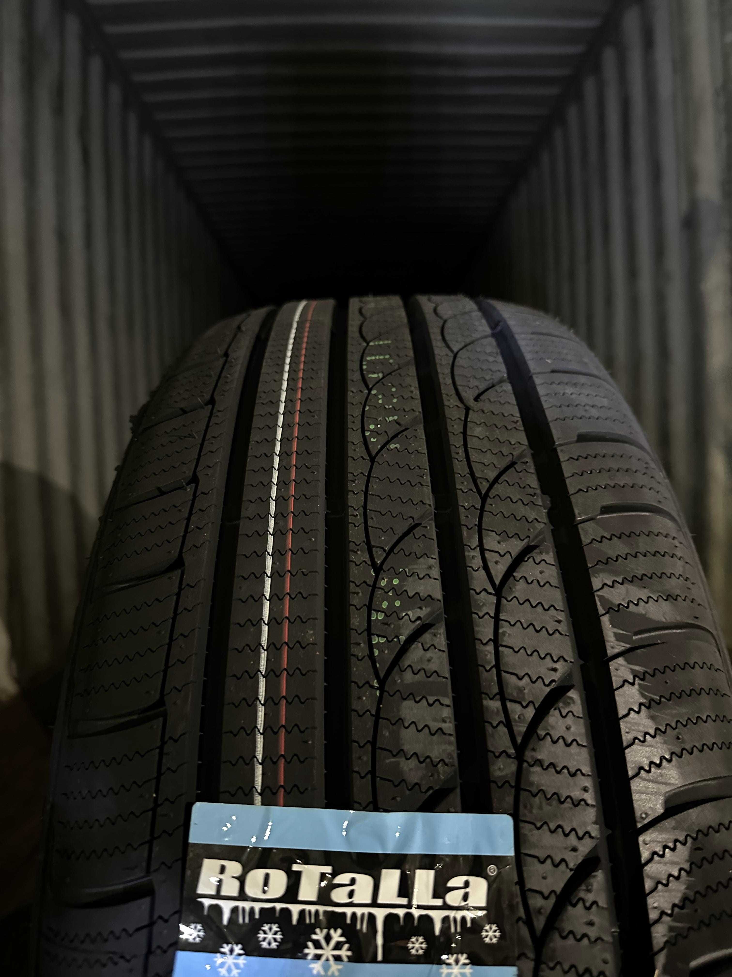 Нови Зимни Гуми Rotalla Ice-Plus S210 245/45R19 102V XL Нов DOT