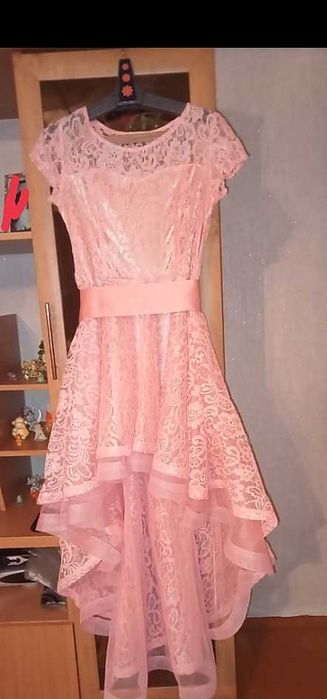 Платье со шлейфом