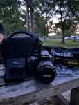 Nikon D5300 + obiectiv + stativ + card 16GB + husa aparat + cablu USB