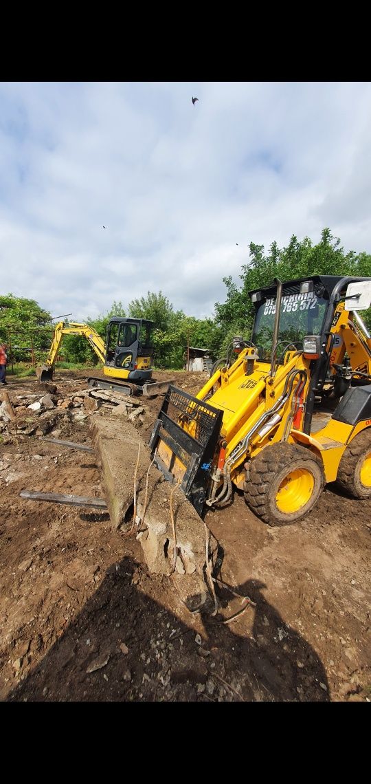 Inchiriez,buldoexcavator,bobcat,excavator,bascula,Demolări!!