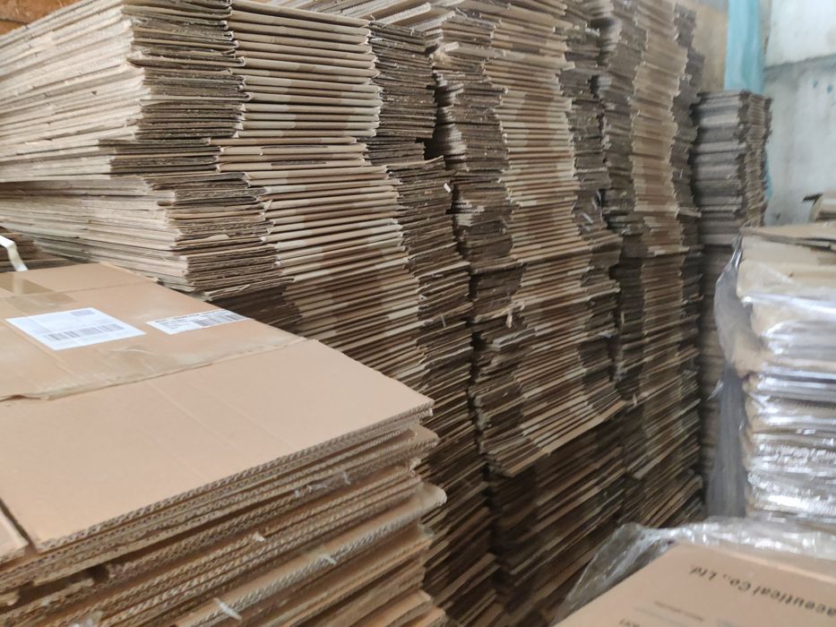 CUTII CARTON, pt mutat sau colete