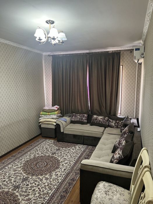 Yunusobod 4 kv 2 xona 400 srochna arenda