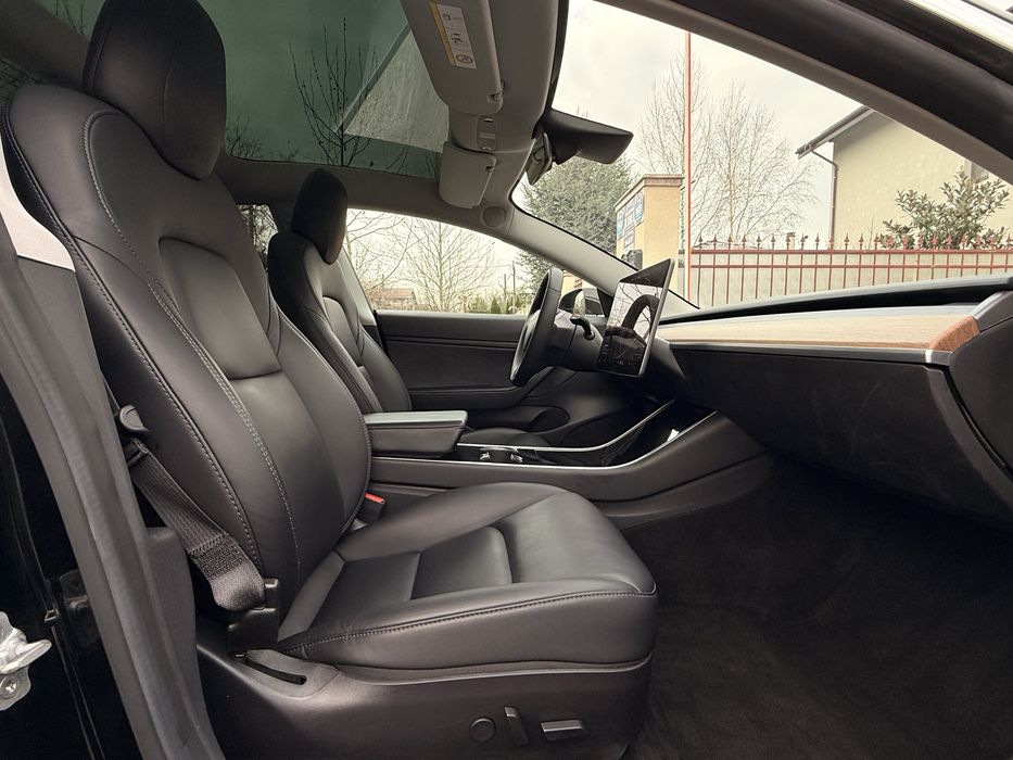 Tesla Model 3 Long Range Pilot Avansat Activ 7500€