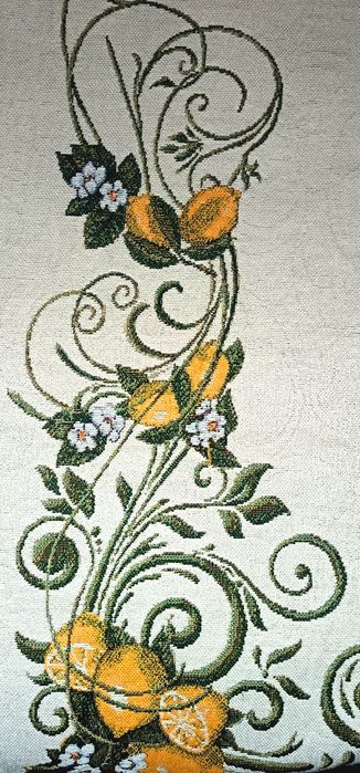 Покривки за маса,с бродерии