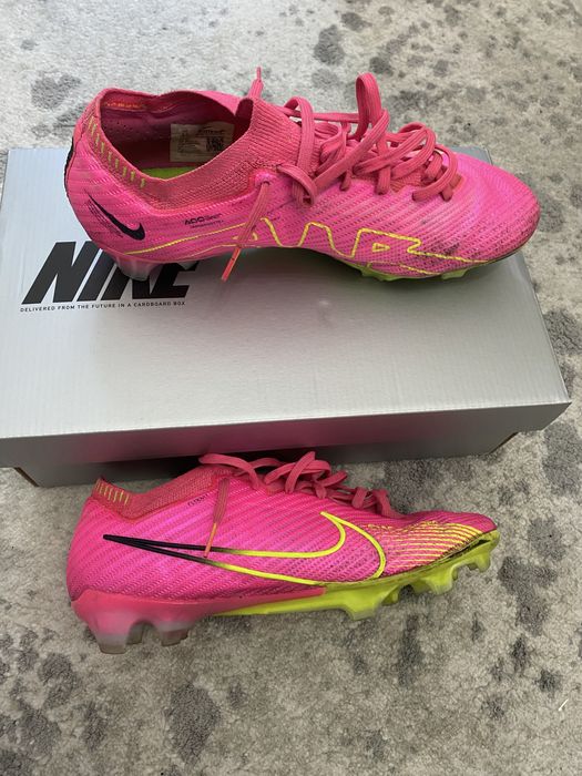 Ghete de fotbal Nike Mercurial marimea 42