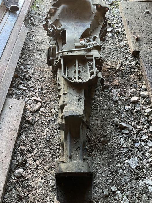 Скоростна кутия за ауди а4/audi a4 1.8 4x4