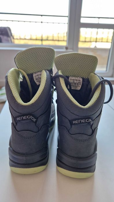 Боти Lowa goretex
