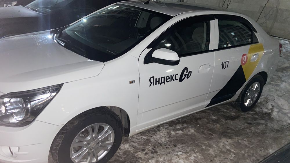 Аренда машин под такси яндекс и индрайвер
