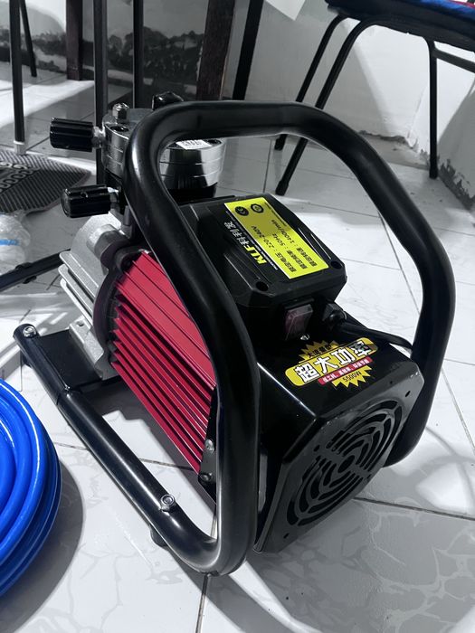 Безвоздушный распылитель