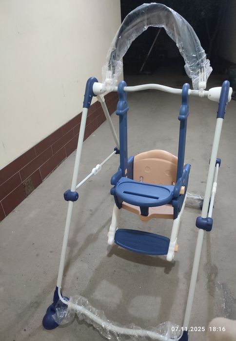 Качели для детей.