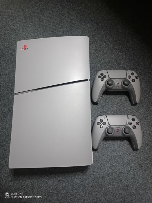 PlayStation 5 30 anyvrrsary+controller