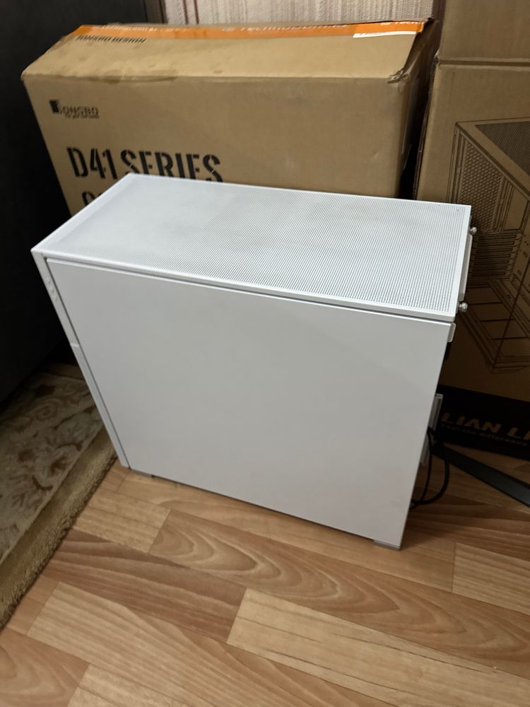 Продам корпус Jonsbo D41