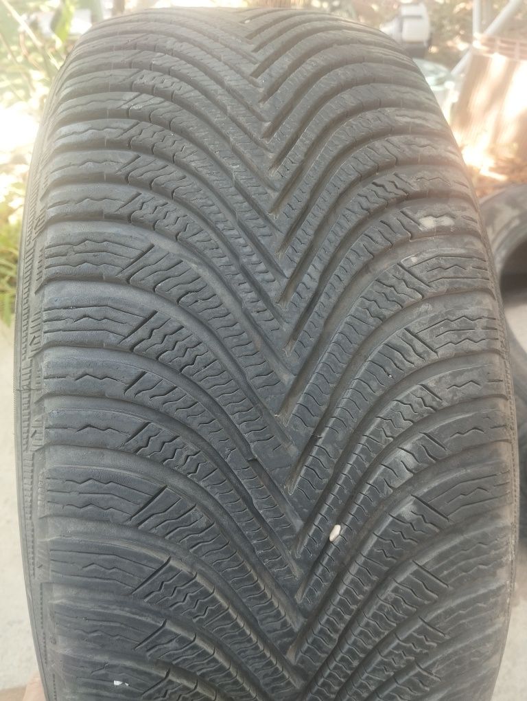 2 броя зимни гуми Michelin Alpin 5 225/50/17