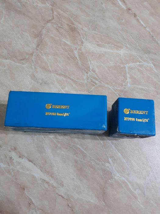 Продам биты универсальные.
