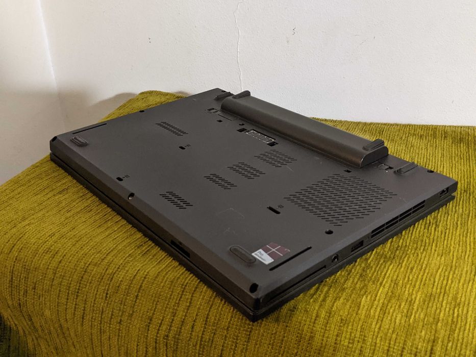 Lenovo ThinkPad L470, intel core i3-7100U, 8GB DDR4, 240 GB SSD