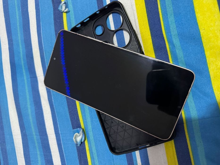 REDMI NOTE 13 256 gb