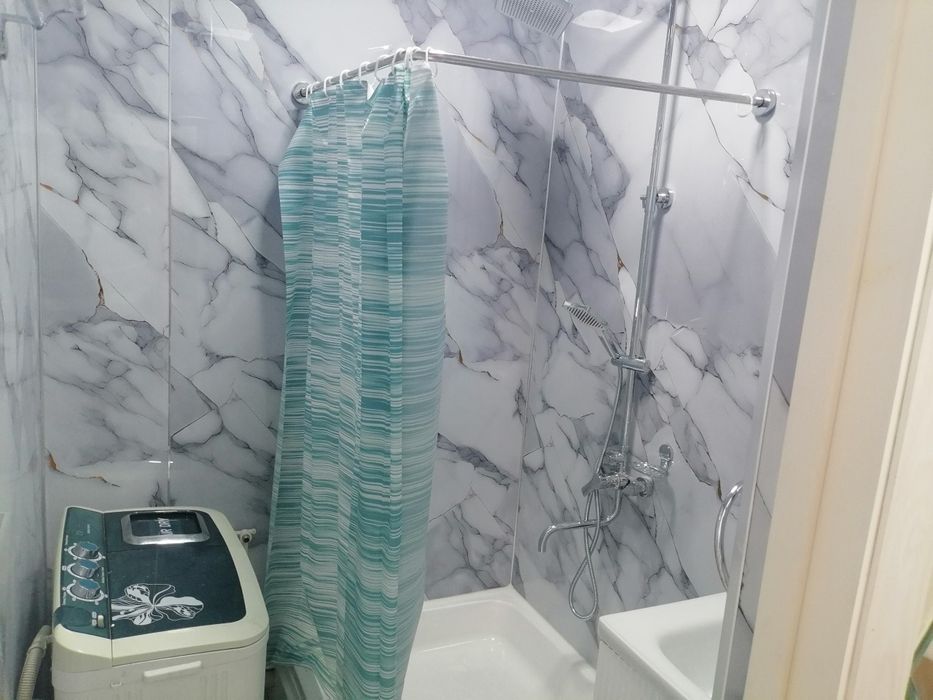 Срочна буз 2 мавзеси 38 кв хонадон сотилади.
Галерея уй. Янги ремонтда