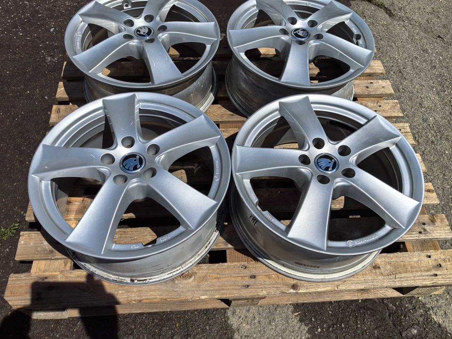 17 цола 5 х 112 мм Шкода / Фолксваген Групата - 7 Инча / ЕТ 40