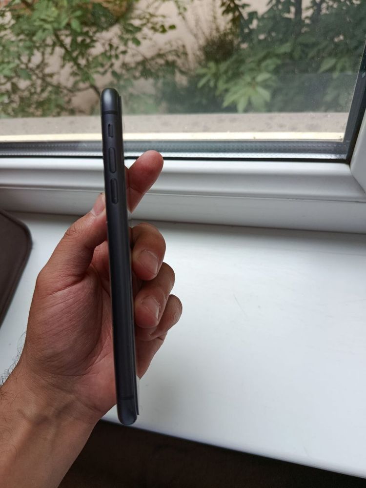 Iphone 11 64Gb ideal 93%Akb radnoy