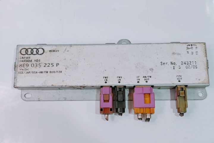 Amplificator Antena 8E9035225P Audi A4 B6 seria