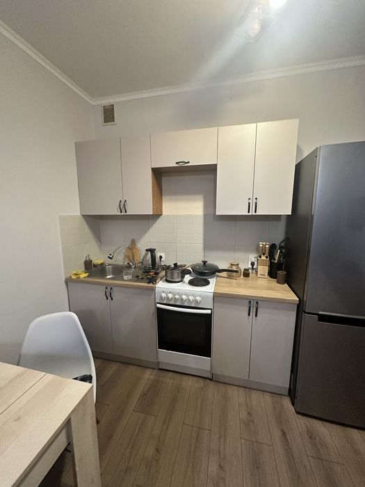 Продам кухню аккуратную