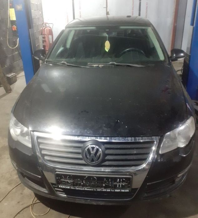 Dezmembrez Vw Passat B6 2.0 Diesel Manual/Automat
