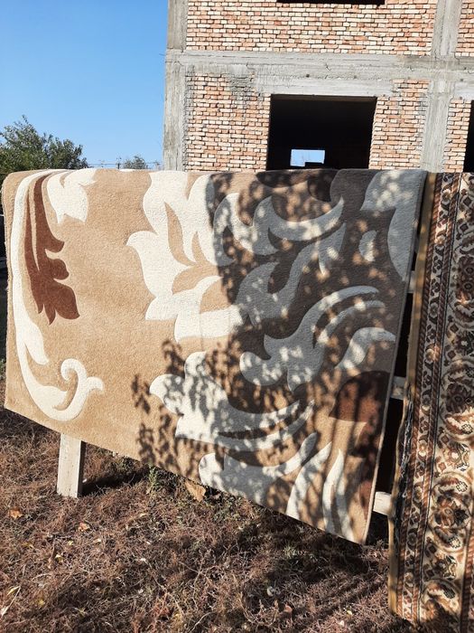 Продается ковры и дорожки