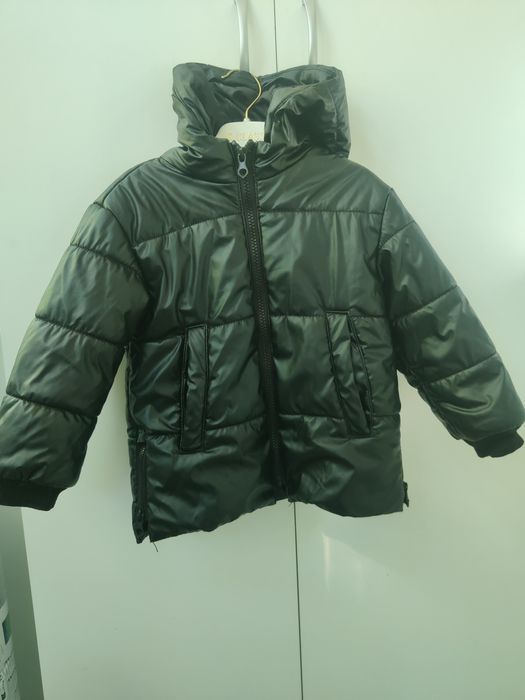 Geacă impermeabila Zara,18/24 luni, stare f bună!