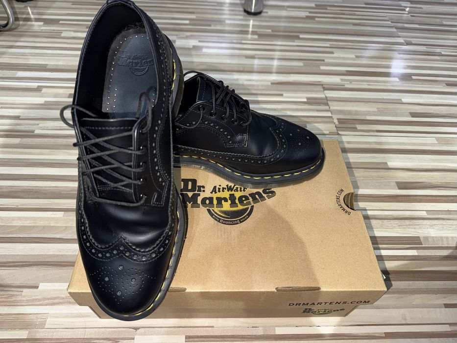 Обувки Dr. Martens