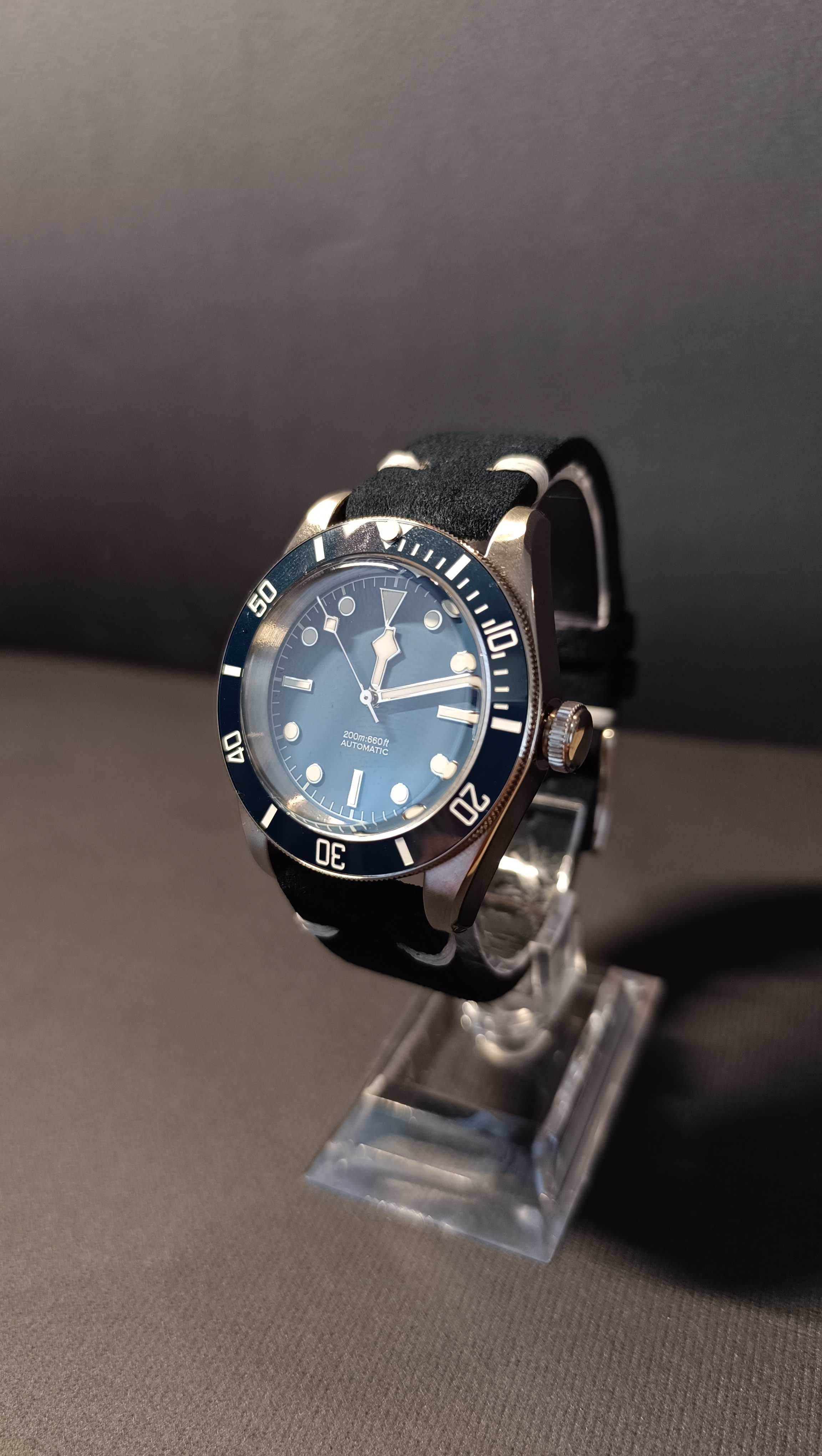 Автоматичен часовник Custom Build Blue Bay 58 Diver 39mm