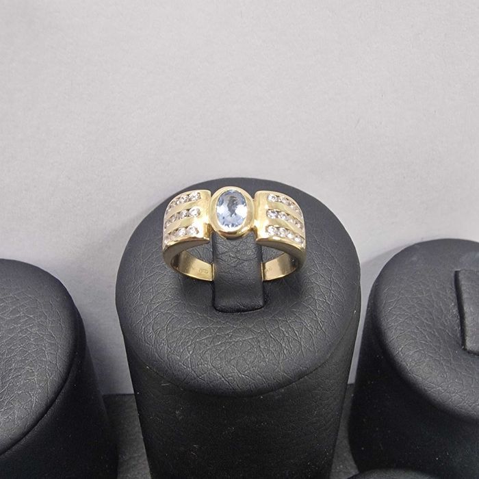 ( B30736.1 / Ag28 Doi Baieti ) Inel Aur 18K - 5.68 grame / 2112 lei