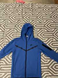 Nike teche fleece