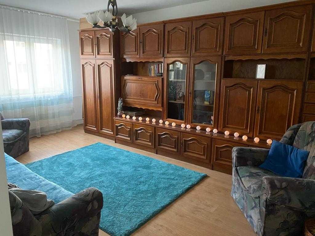 Inchiriez apartament 2 camere, tip PB, Nufarul, zona liceul Ghibu