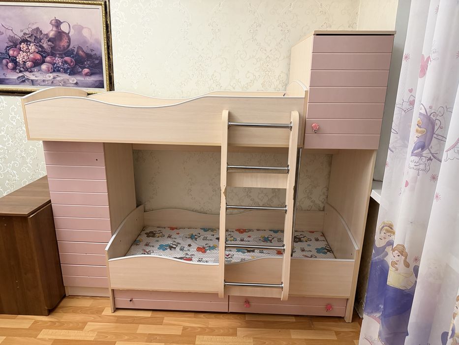 Детская кровать двухярусный
