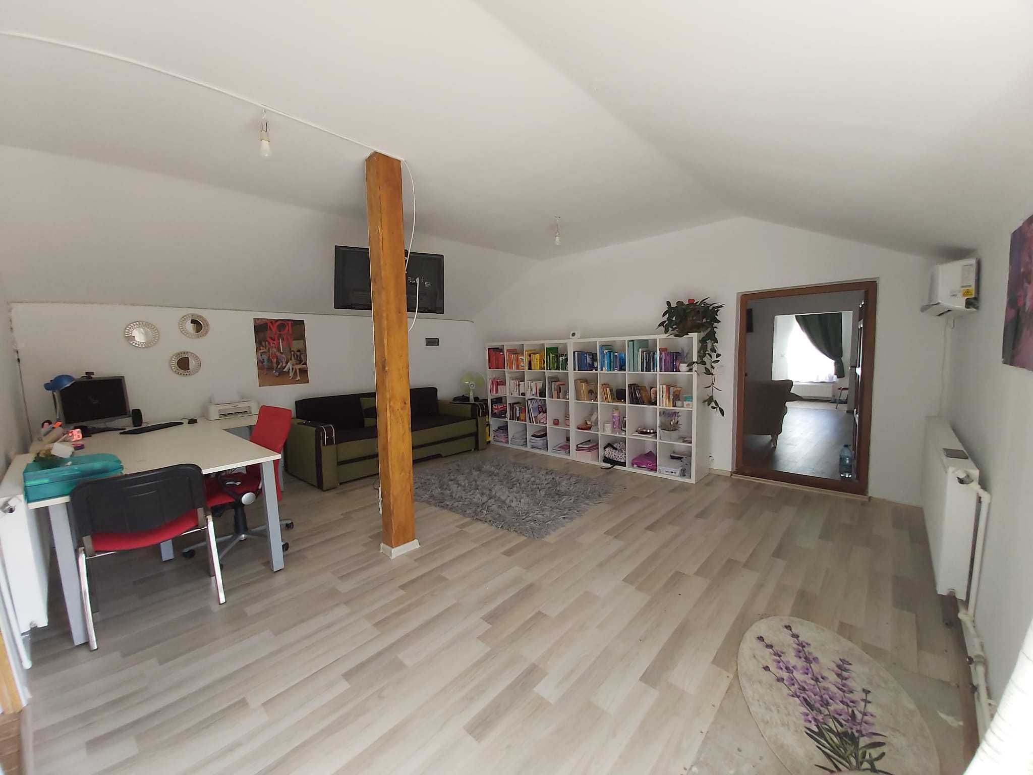 Casa 5 Camere Teren Plat 1077mp Soimus Langa Padure la 8km de Deva