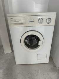 Masina de spalat zanussi FLS 823 C