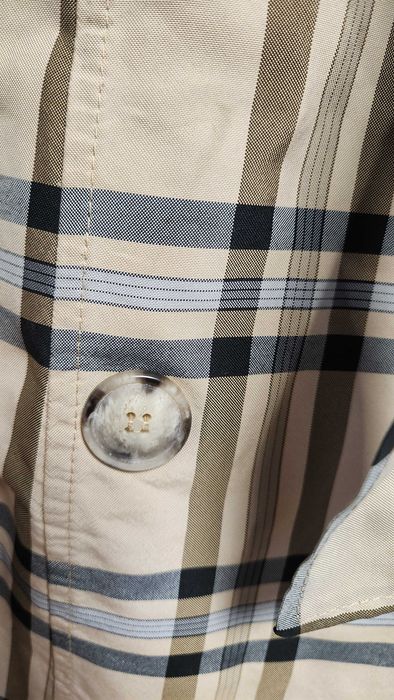 Тренчкот, шлифер бежав с шарка тип  "Burberry ", размер Л