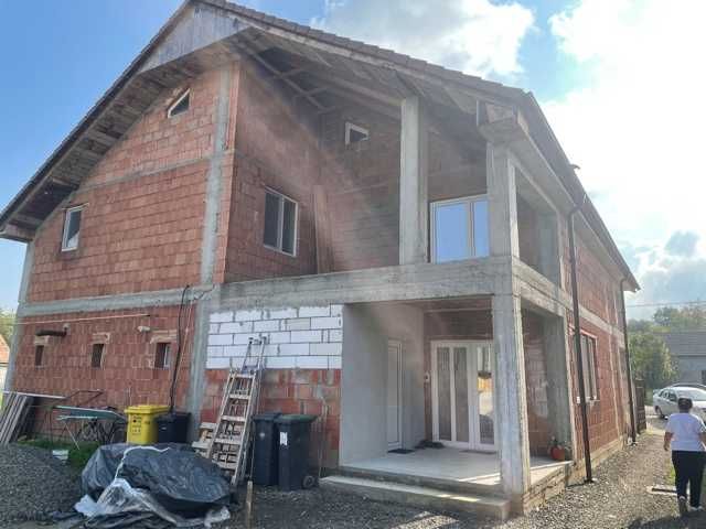 De vanzare teren cu casa in Vinga, Jud. Arad.