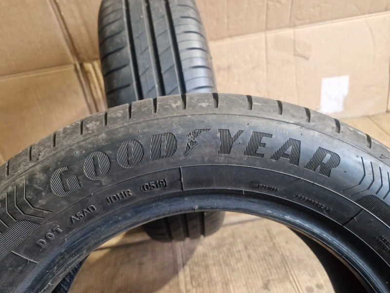 2 Goodyear R15 185/65
летни гуми DOT0519