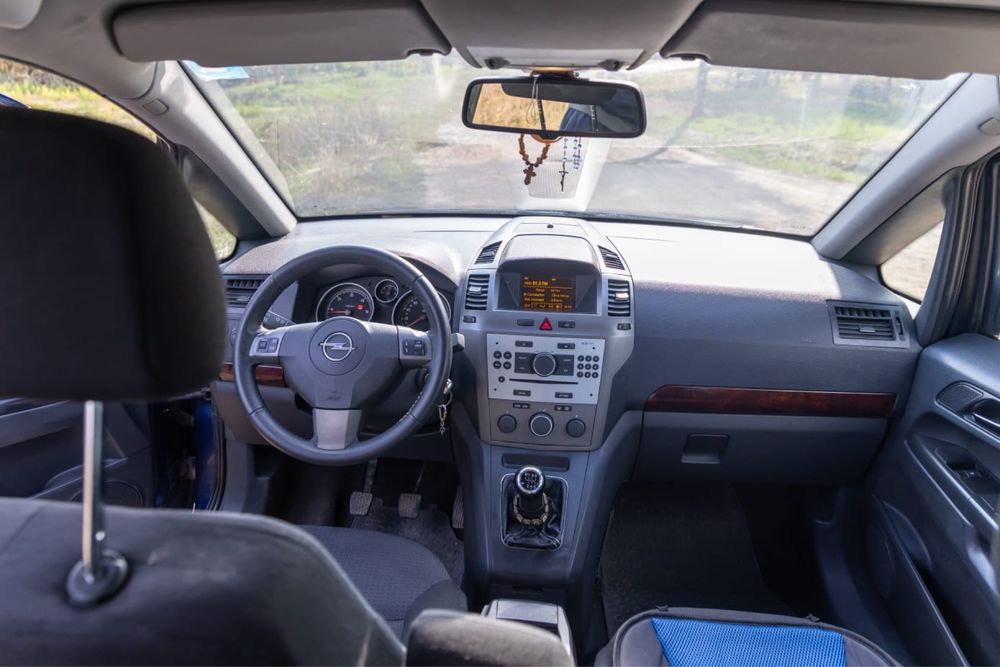 Opel Zafira 1.9 CDTI – 7 locuri, km reali