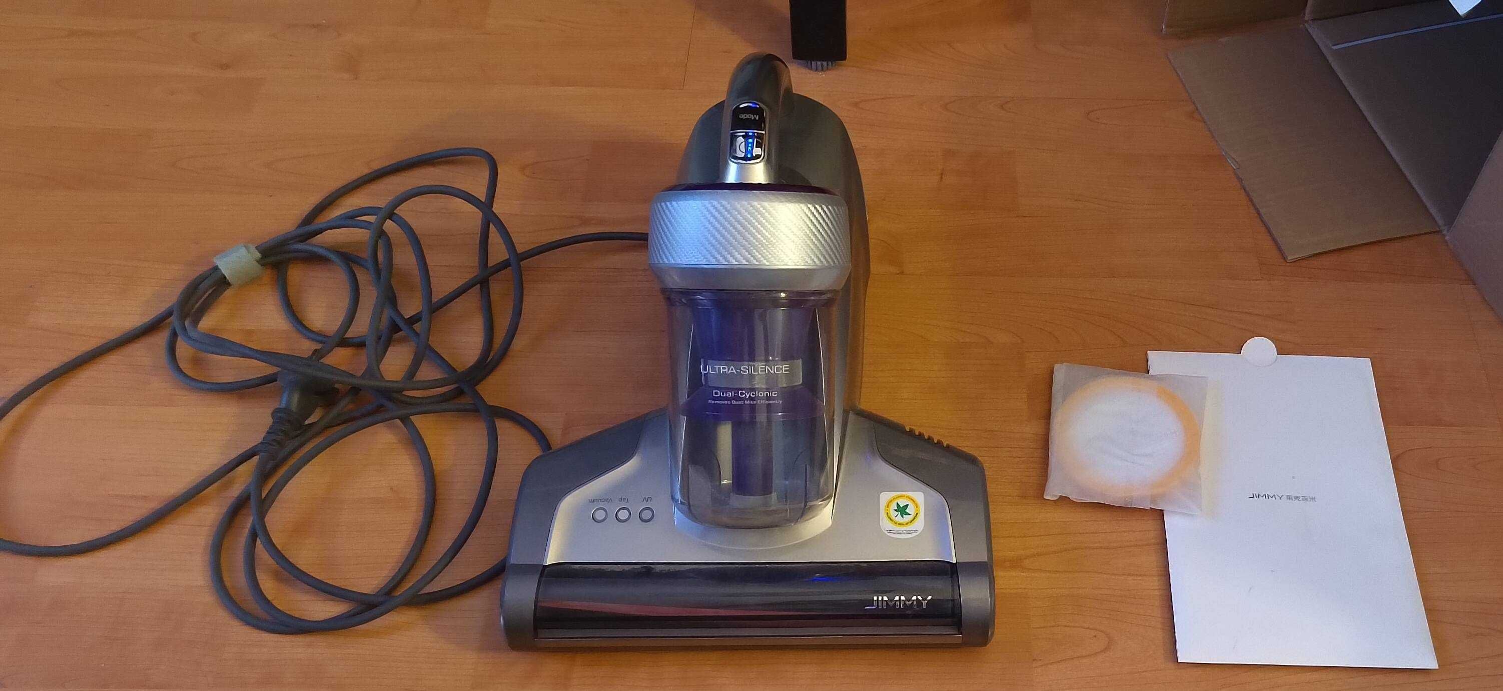 Vand Aspirator UV de pat antiacarieni Jimmy JV35