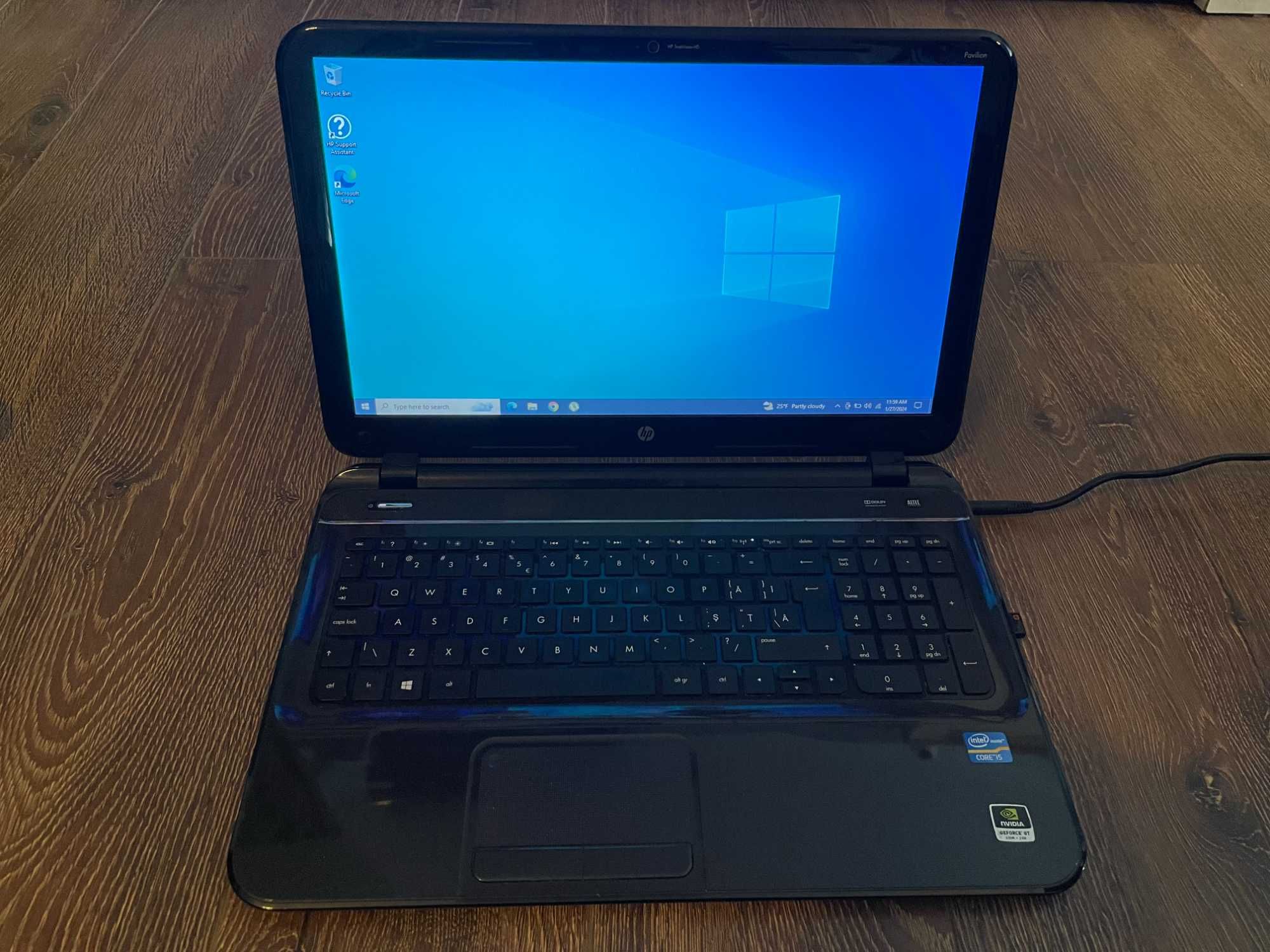 Laptop HP Sleekbook 15