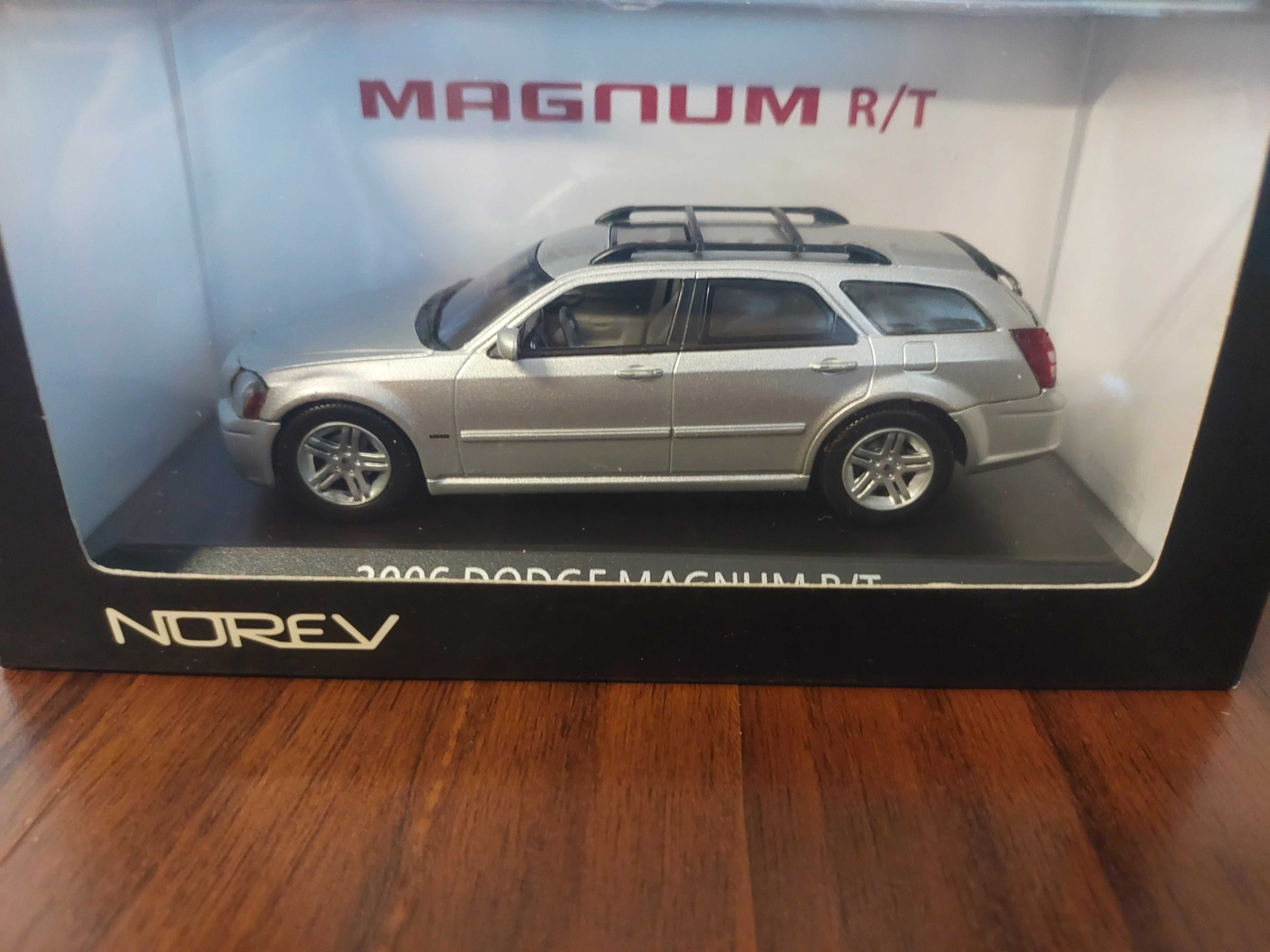 Macheta DODGE MAGNUM R/T 2006 - Norev, scara 1/43, noua.