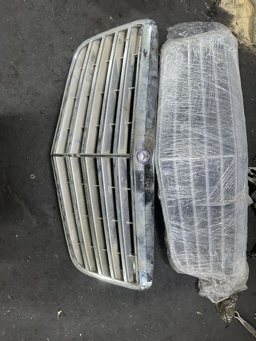W211 рестайлинг решетка радиатора авторазбор мерседес бу запчасть