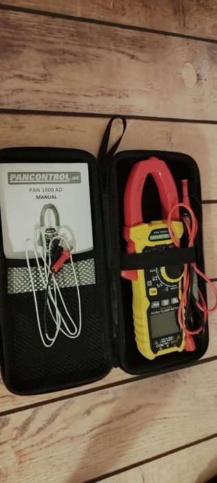 Clema ampermetrica și multimetru digital