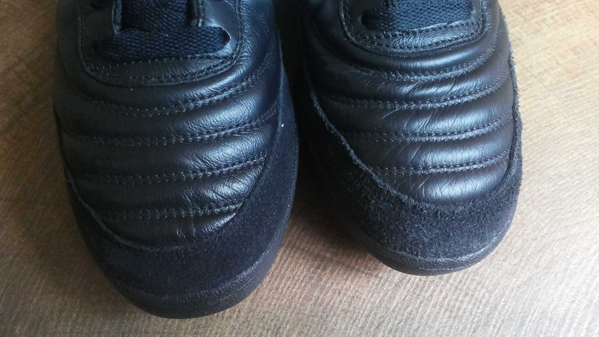 Adidas MUNDIAL TEAM Football Размер EUR 43 1/3 /UK 9 стоножки 348-14-S