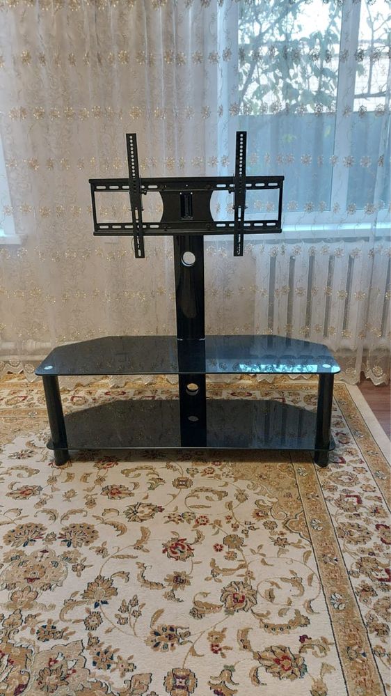 Продам подставку с кранштейном